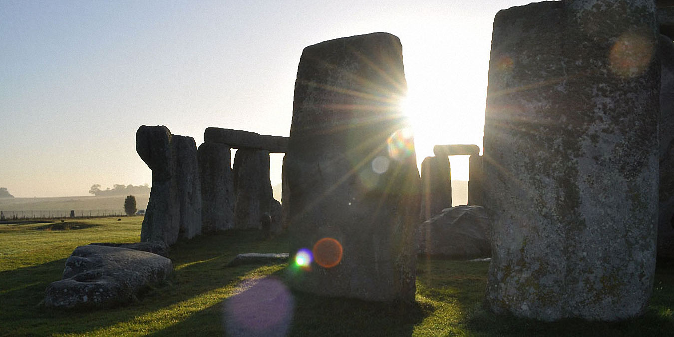 Stonehenge : soleil levant (octobre)